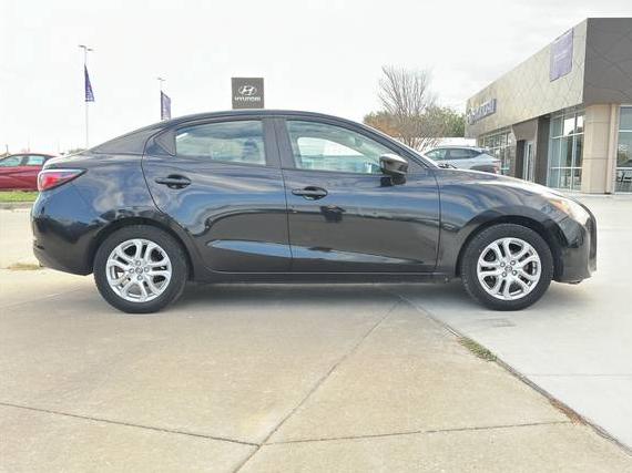 TOYOTA SCION IA 2016 3MYDLBZV2GY119883 image